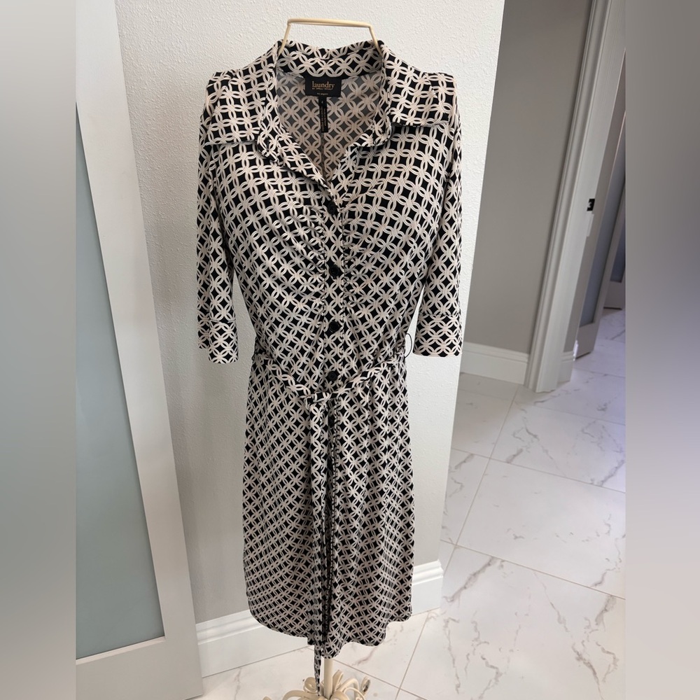 Laundry by Shelli Segal Black and Tan Geometric Pattern Button Up Dress Size 4